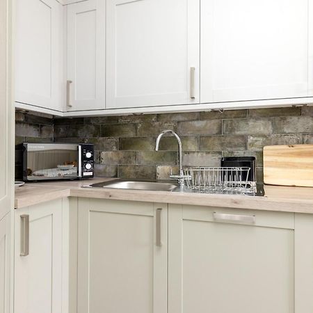 Joivy Beautiful Apartment, Private Garden, Calton Hill Edinburgh Exterior foto