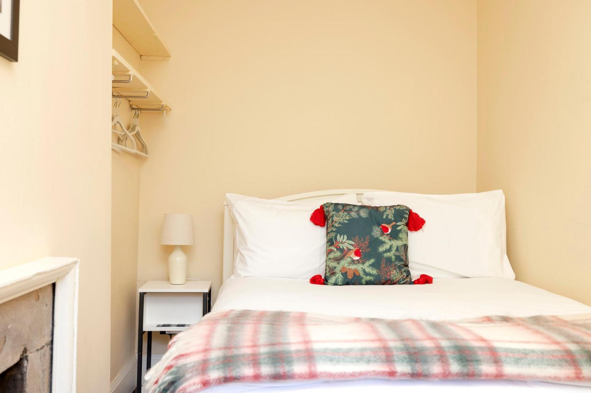 Joivy Beautiful Apartment, Private Garden, Calton Hill Edinburgh Exterior foto