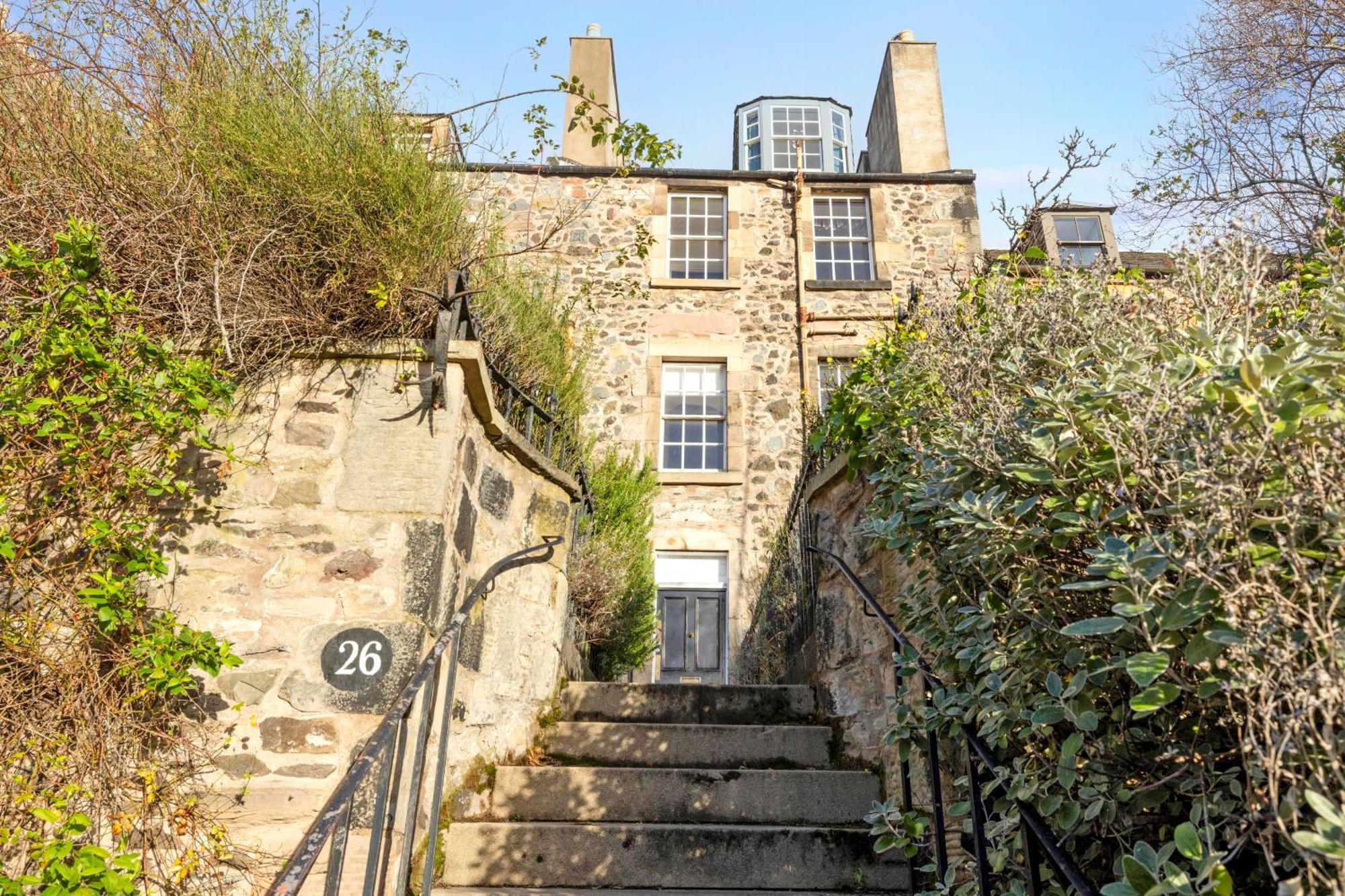 Joivy Beautiful Apartment, Private Garden, Calton Hill Edinburgh Exterior foto