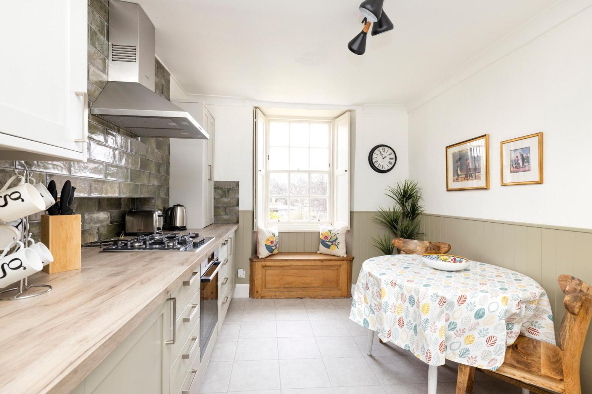 Joivy Beautiful Apartment, Private Garden, Calton Hill Edinburgh Exterior foto
